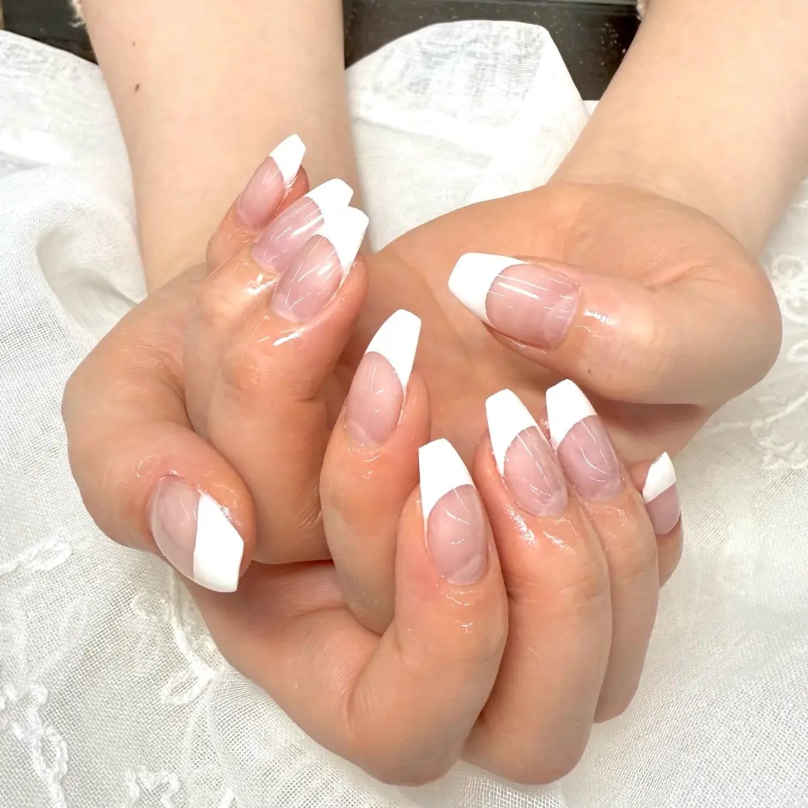 ネイル MAXKELLY正池 白フレンチ募集🕊️のネイルデザイン