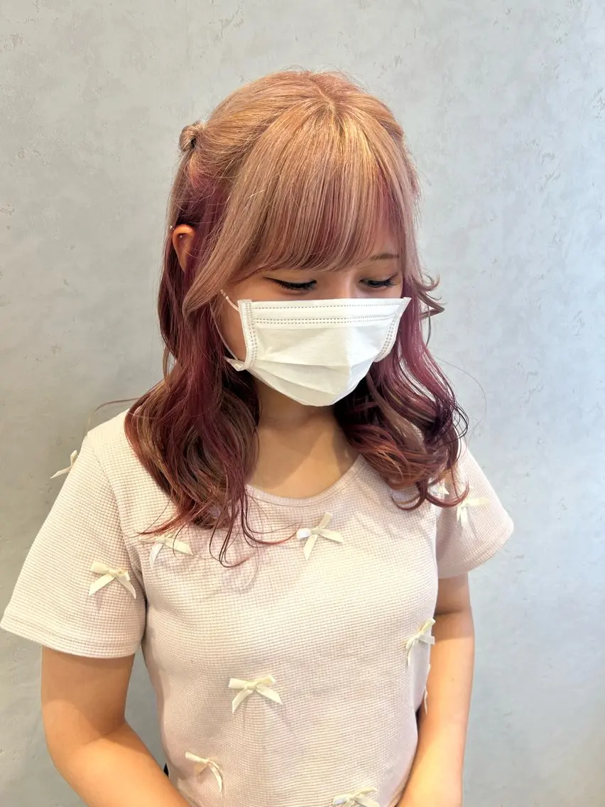 セミロング カラー レイヤー/インナー カラー🦋ルイのヘアスタイル