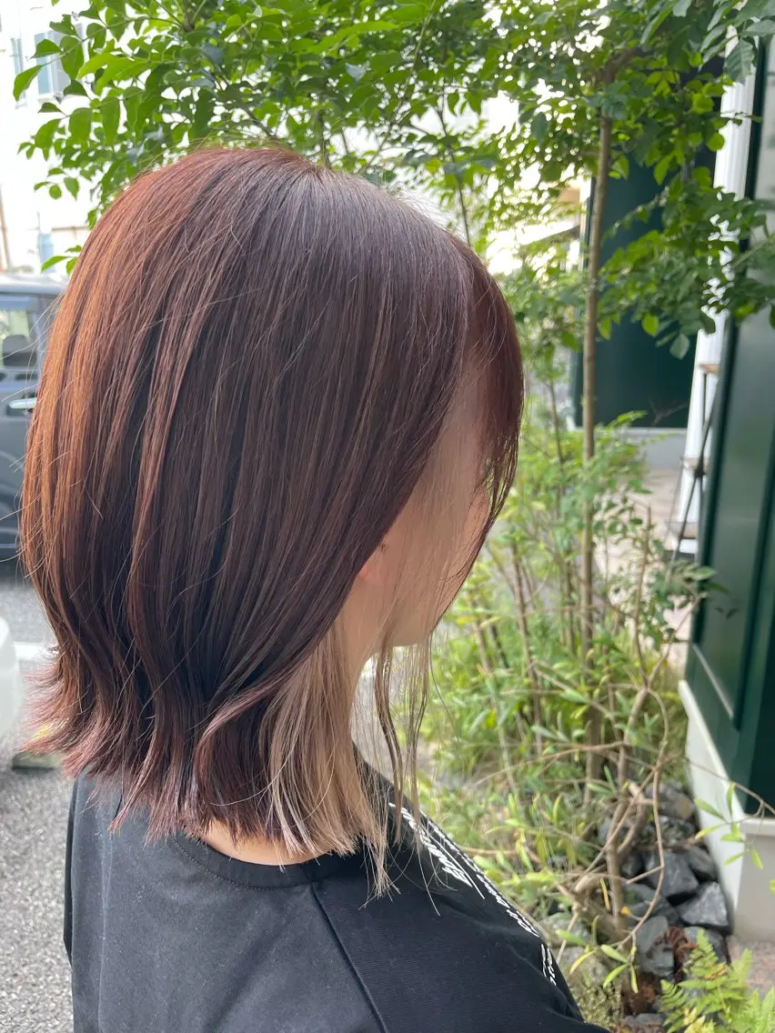 ショート カラー ブリーチ ブラウンカラー インナーカラー ピンクカラー ピンクブラウン 山下 襟華のヘアスタイル