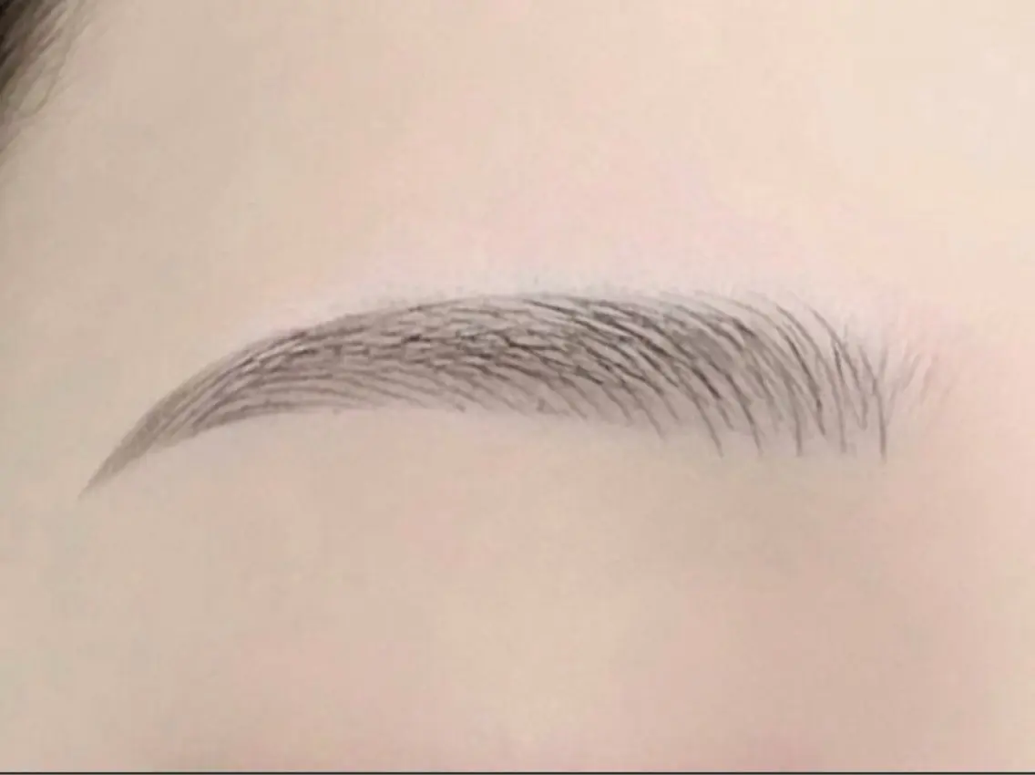 【モデル価格】眉毛スタイリング(アイブロウWAX)の写真