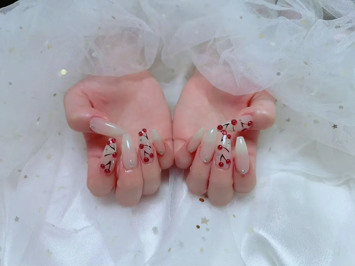 ネイル ジョリ kasumi🌹💅のネイルデザイン