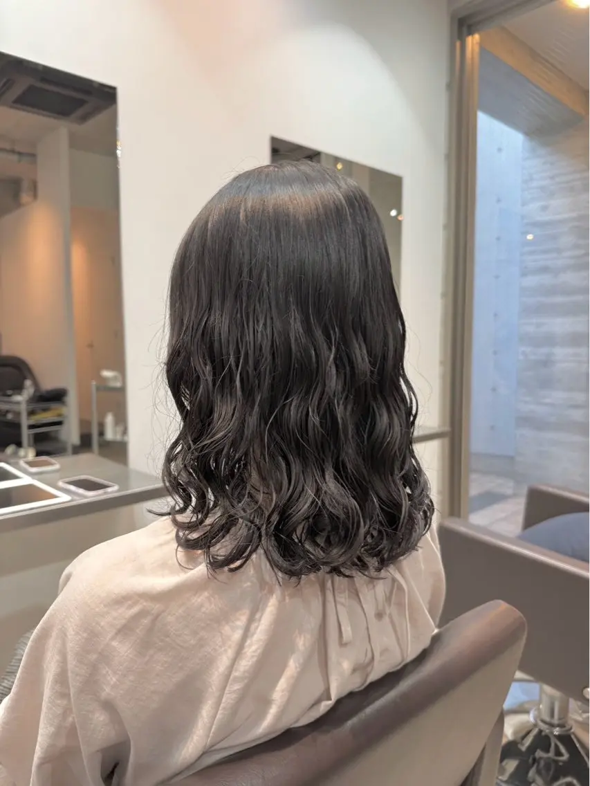 〖🌟リピーター様限定🌟〗 似合わせカット✂️➕ゆるふわデジタルパーマ🌀➕内部補修トリートメント🌱の写真