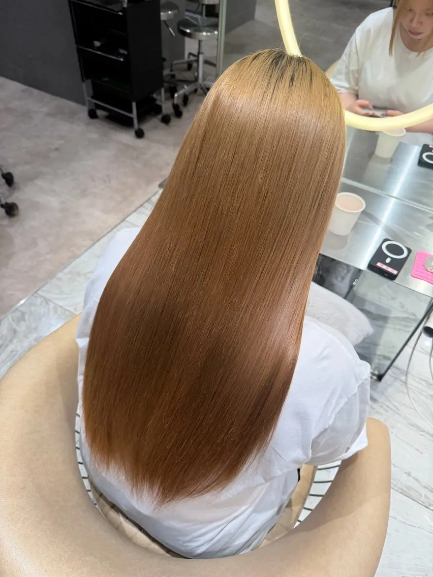 ロング トリートメント 縮毛矯正/ 艶カラー/暖色カラーのヘアスタイル