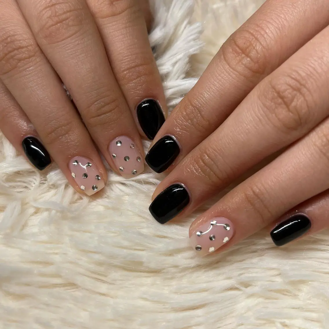 ネイル NORA nail UMEDA MAIのネイルデザイン