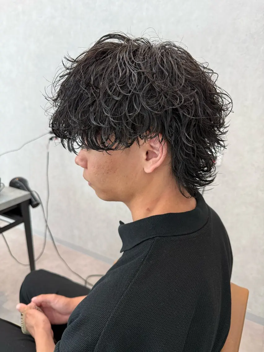 ミディアム パーマ メンズ ミディアムパーマ メンズパーマ 波巻きパーマ メンズパーマ職人/ 天神/tatsukiのヘアスタイル