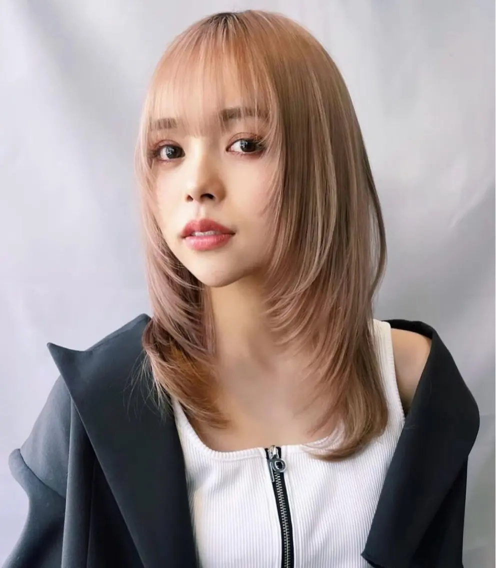 ミディアム レイヤーカット 似合わせカット 松下 友希 【fifth】のヘアスタイル
