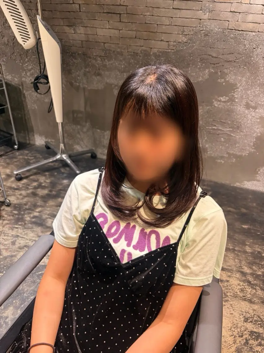 ミディアム レイヤーカット 西田彩香 モデル募集中🎀のヘアスタイル
