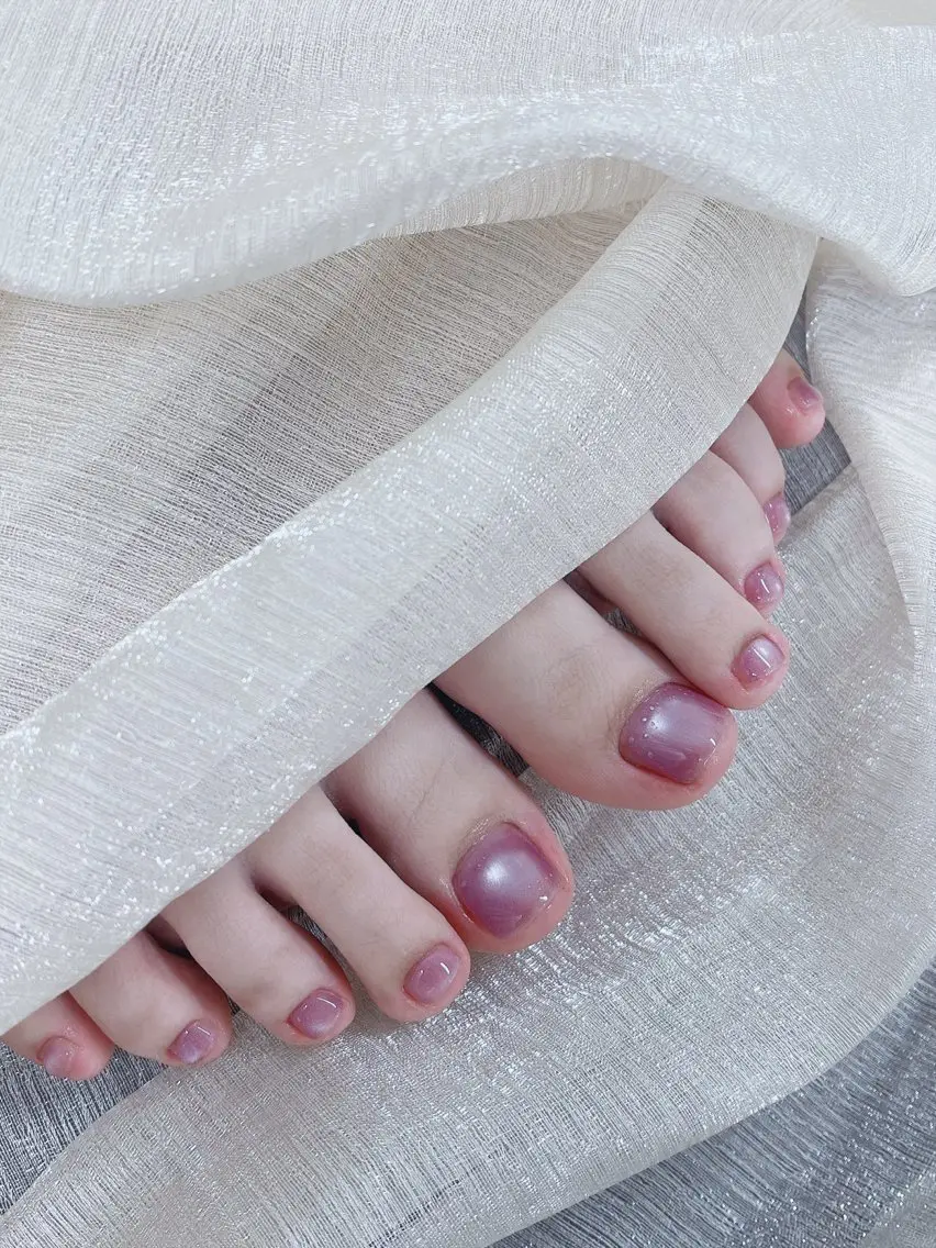ネイル チークネイル フレンチネイル グラデーション キラキラネイル 韓国ネイル フットネイル DUO MI nail salonのネイルデザイン