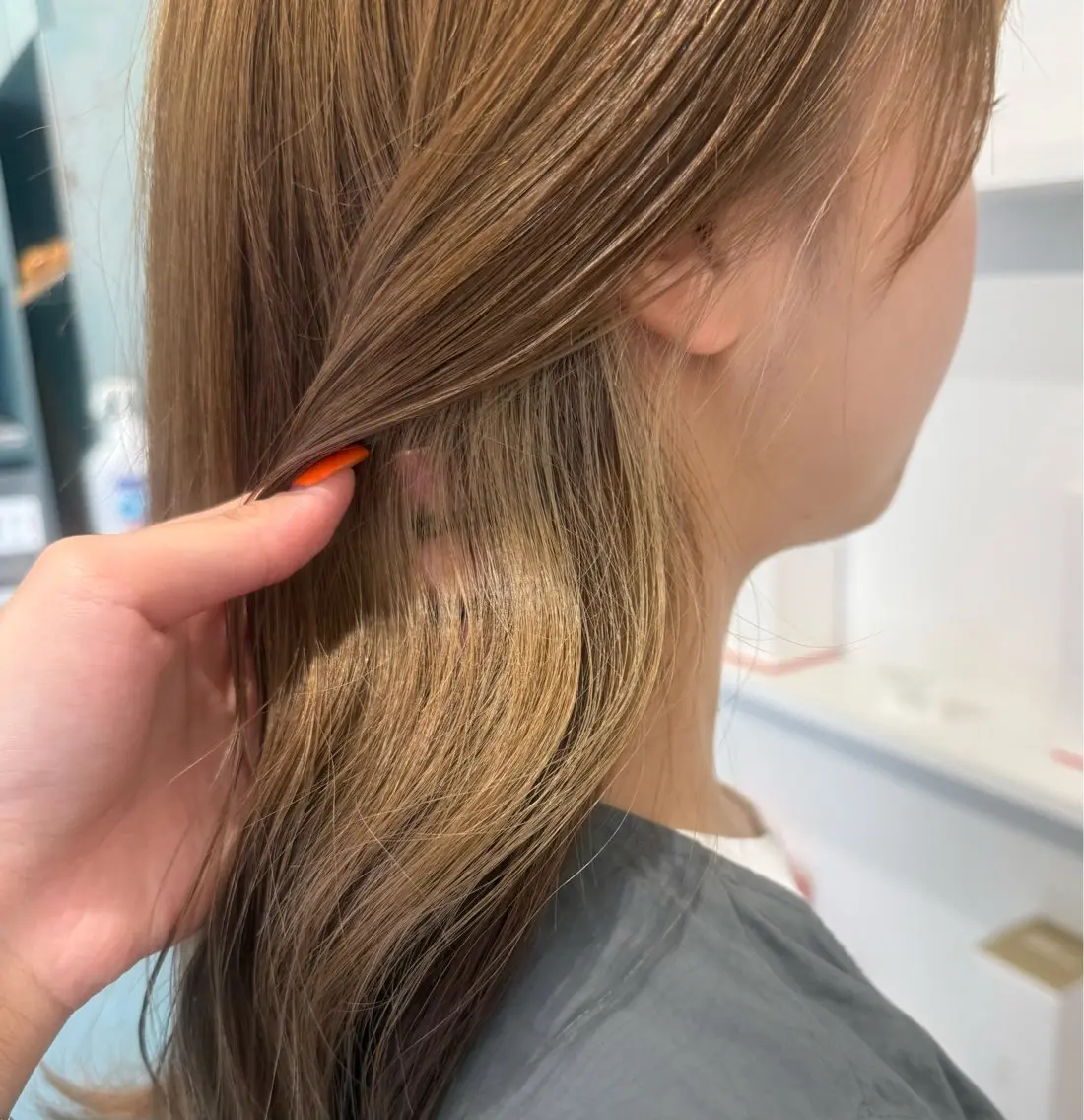 ミディアム カラー ブリーチ インナーカラー ヘアカラー カットモデル yumekaのヘアスタイル