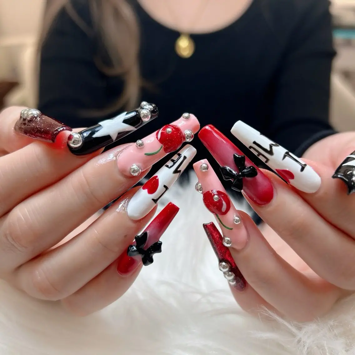 💅スカルプ持ち込みデザインorアートやり放題付け放題。の写真