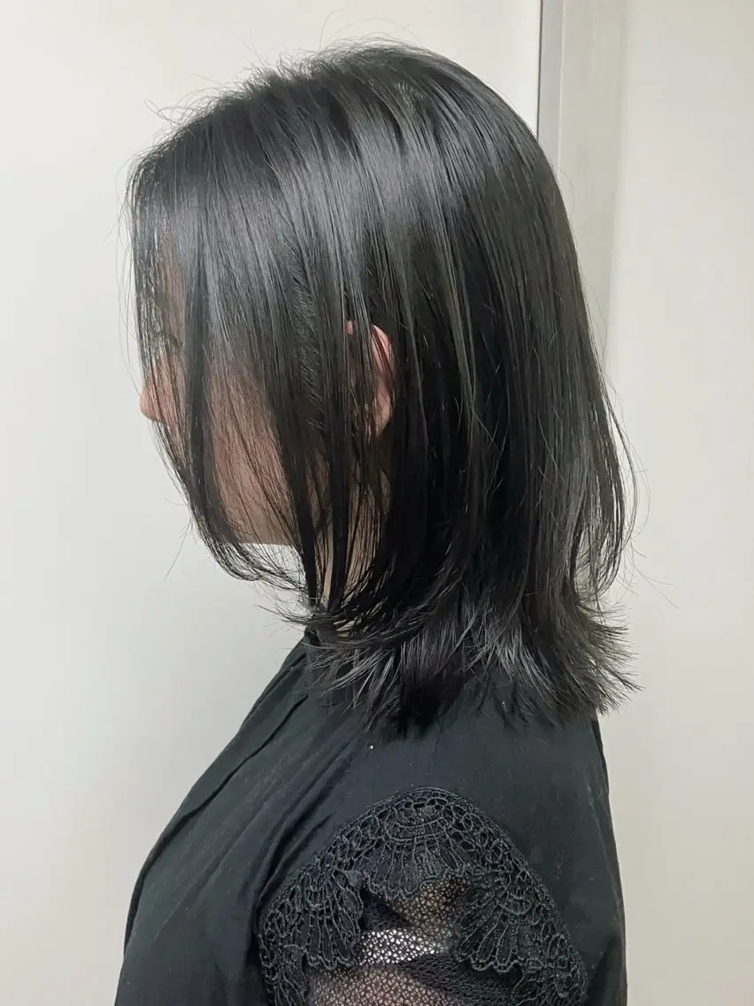ミディアム ショートボブ ミディアムレイヤー ボブ レイヤーカット 似合わせカット fumikaブリーチ /デザインのヘアスタイル