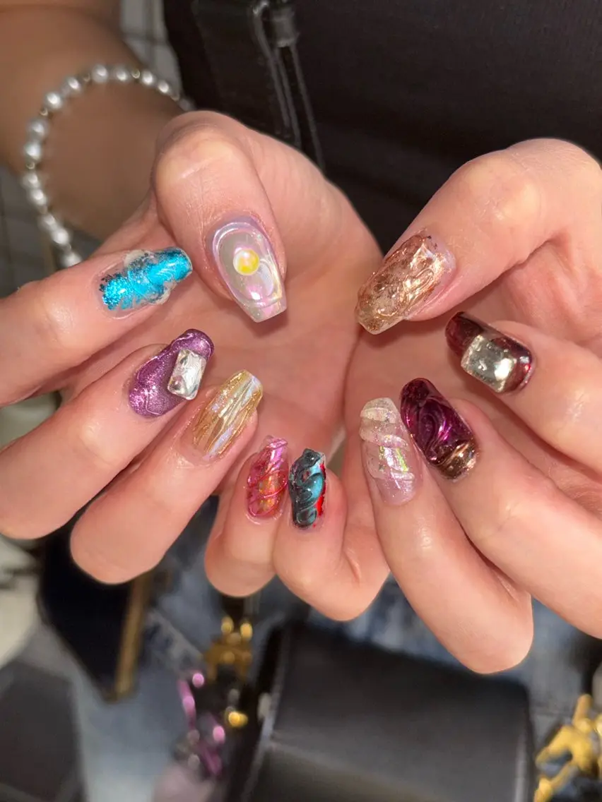 ネイル ハンドネイル 🪐富島彩夏 /海外nail🪐のネイルデザイン
