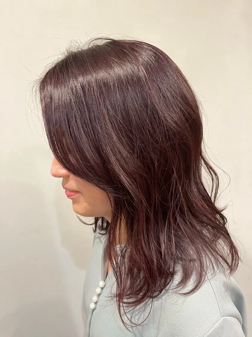 セミロング カラー イルミナカラー ヘアカラー COME HAIR カイのヘアスタイル