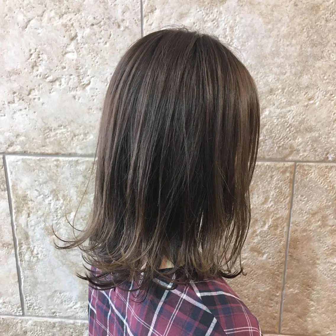ミディアム カラー カット ヘアカラー トリートメント 斉藤 貴也のヘアスタイル