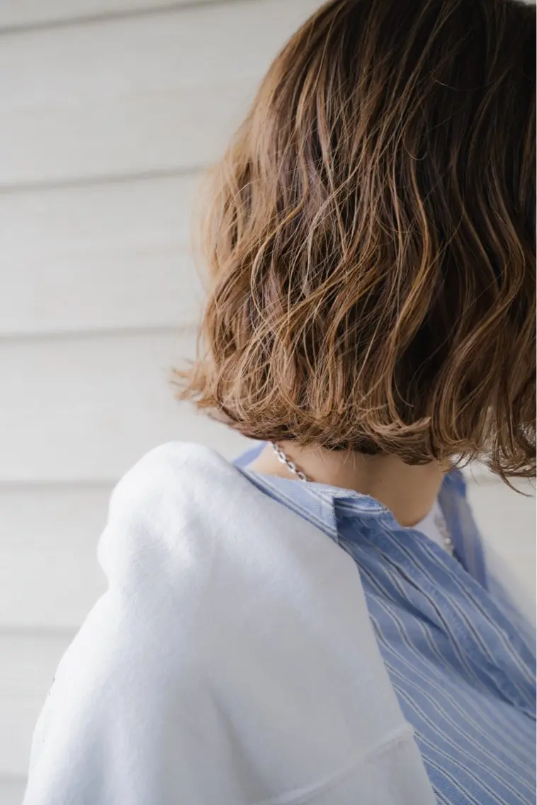 ミディアム カラー カンノ シュンのヘアスタイル