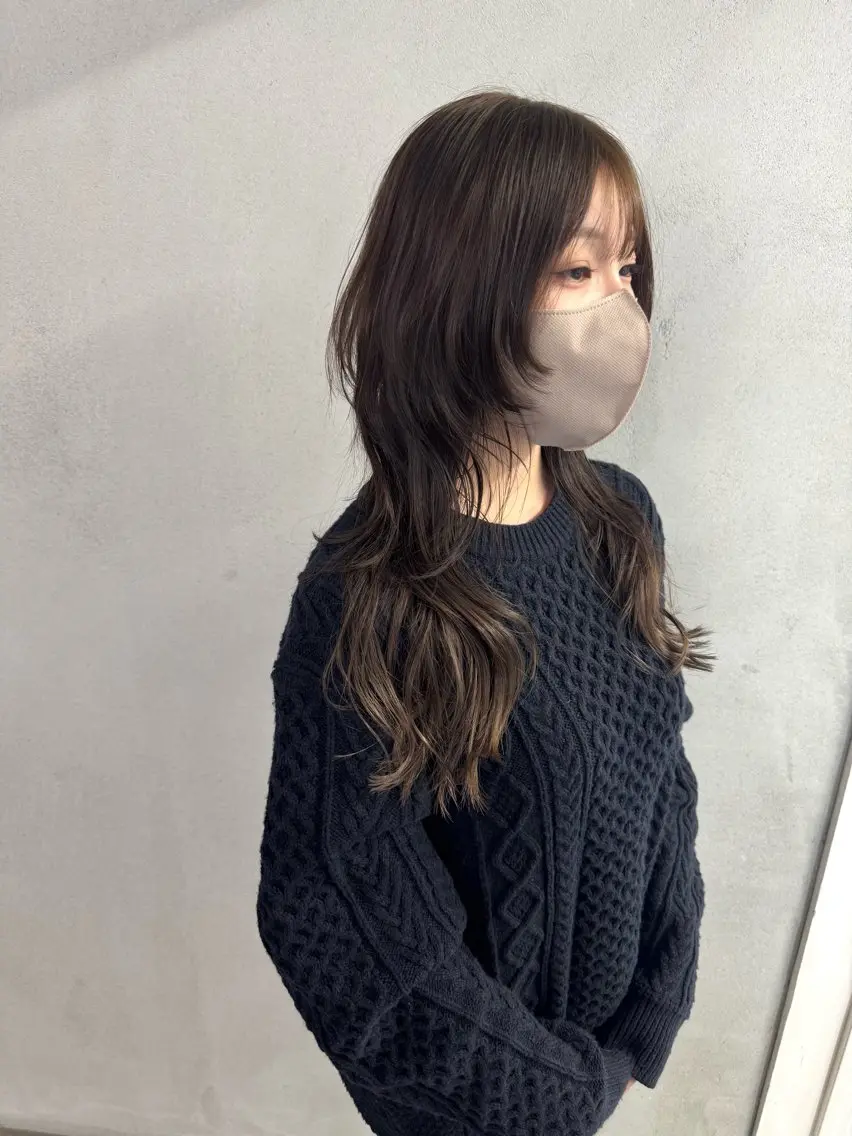 ロング カラー グレージュ シアーグレージュ ハッシュカット カット ヘアカラー #tag 佐藤璃美のヘアスタイル