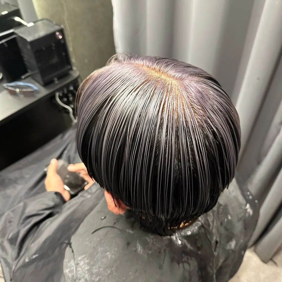 カラー メンズ TAKUMI ハイトーン/ウルフのヘアスタイル