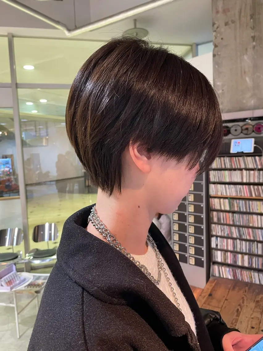 ショート カラー ハンサムショート 透明感カラー グレージュ ショートヘア 🪿透明感/艶カラー ﾜﾀﾅﾍﾞｱｵｲのヘアスタイル
