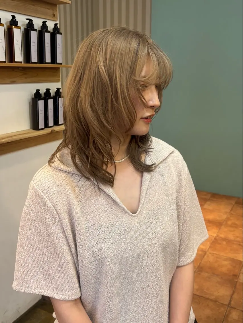 カラー ベージュカラー ブリーチ 透明感カラー ダブルカラー ヘアカラー 國原 くるみのヘアスタイル