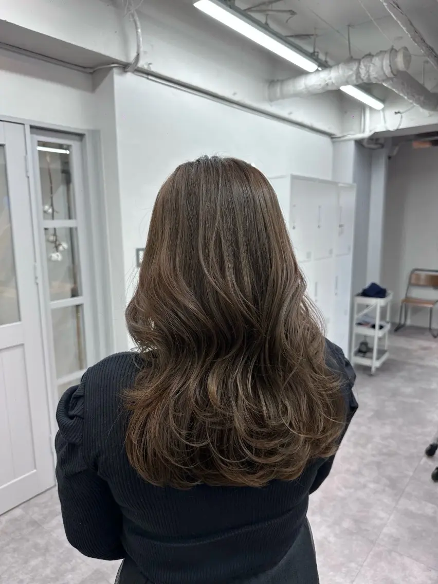 ロング 🧸🍯ダブルカラー モデルmio🍯🧸のヘアスタイル