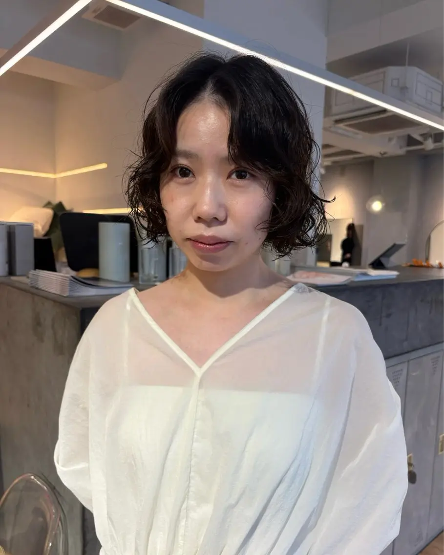 ショート パーマ カット パーマ 大阪|似合わせパーマ ヤマシタミウ🌀のヘアスタイル