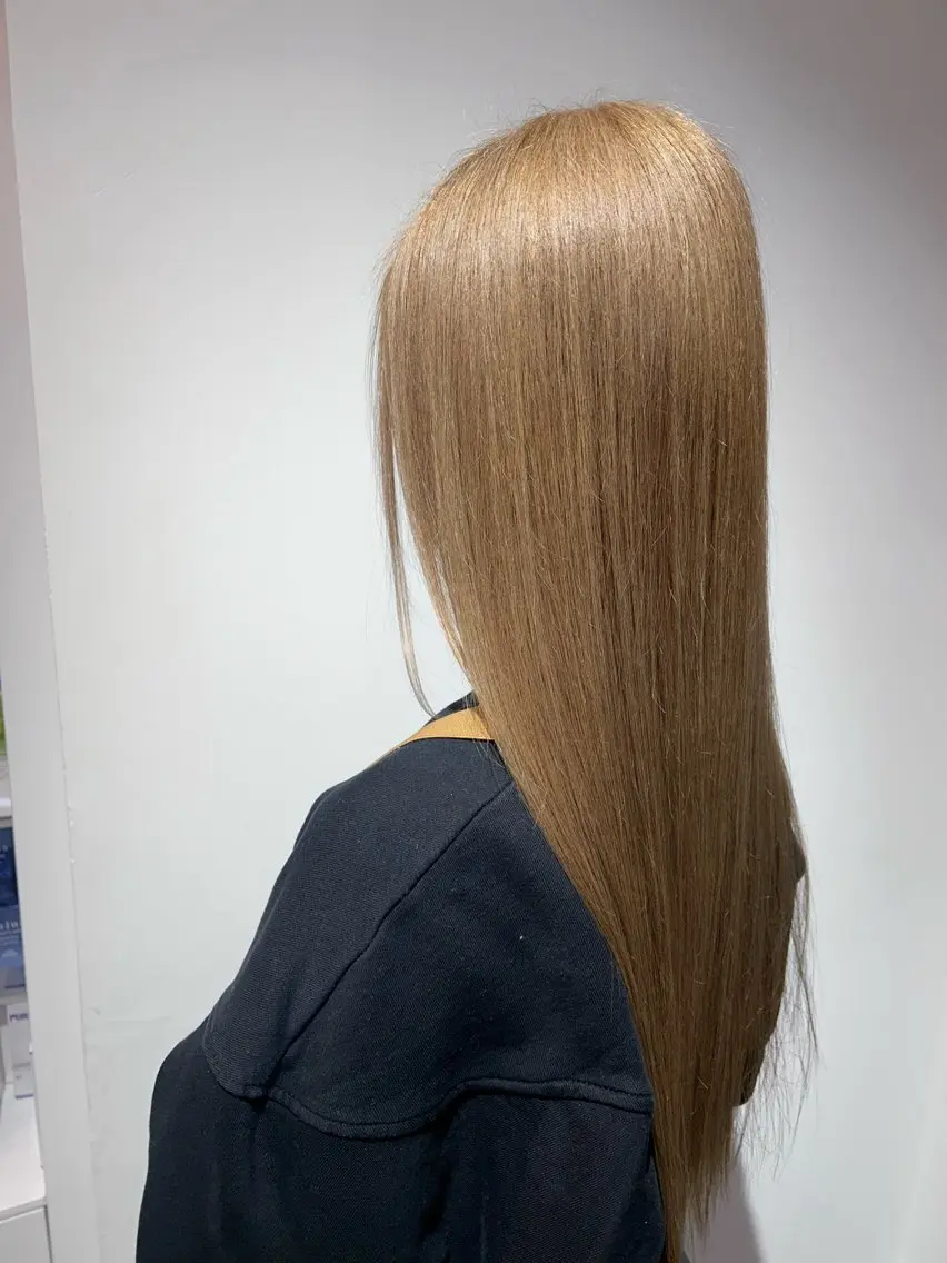 ロング ヘアカラー トリートメント 蓮池 愛海のヘアスタイル