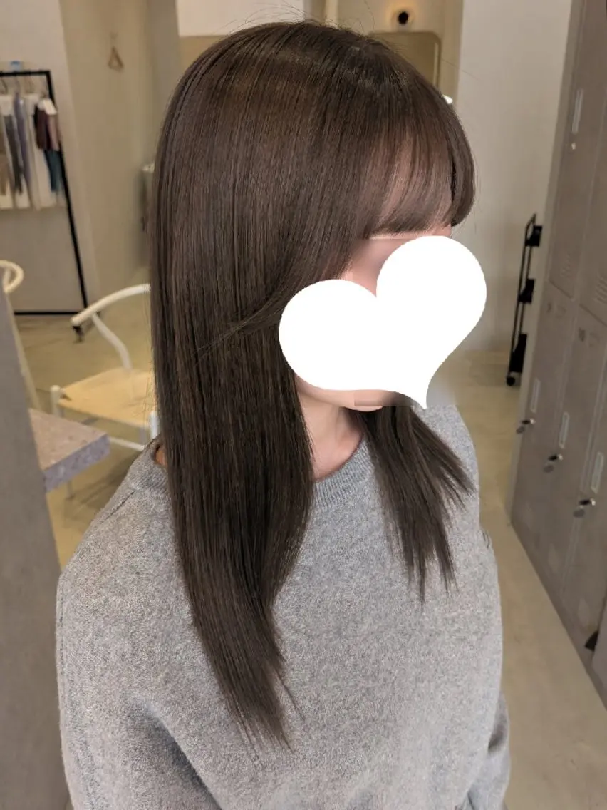 ロング カット 縮毛矯正 古屋 美春のヘアスタイル