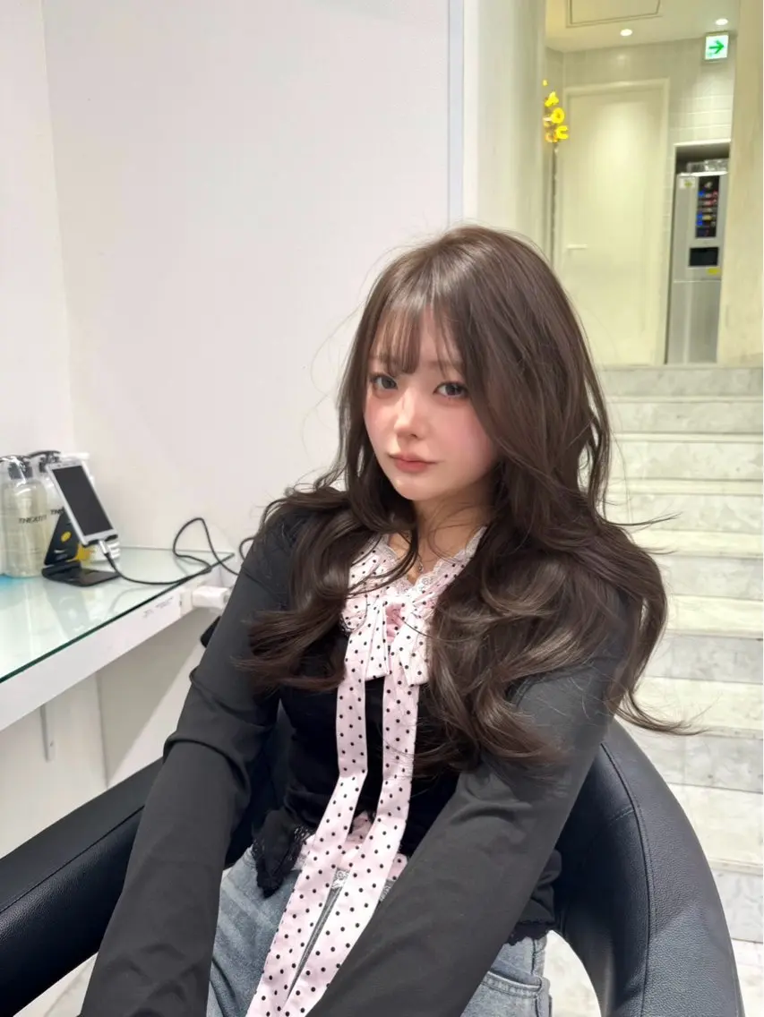 ロング カラー カット ヘアカラー トリートメント ヘッドスパ ヘアセット 韓国トレンドカット カラー🤍しゅうじのヘアスタイル