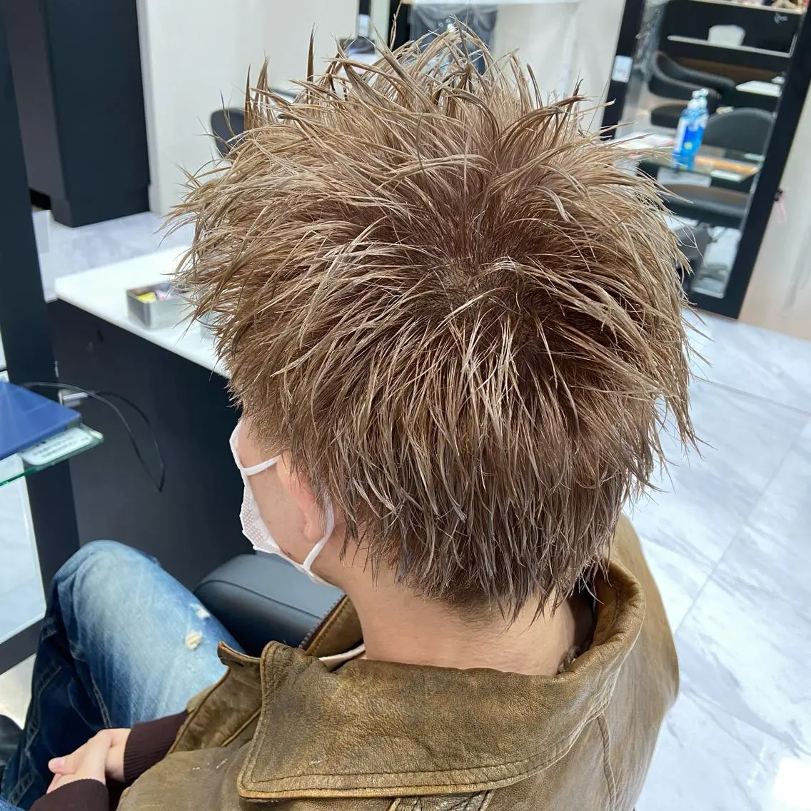 カラー メンズ ベージュカラー Luce 杉本のヘアスタイル