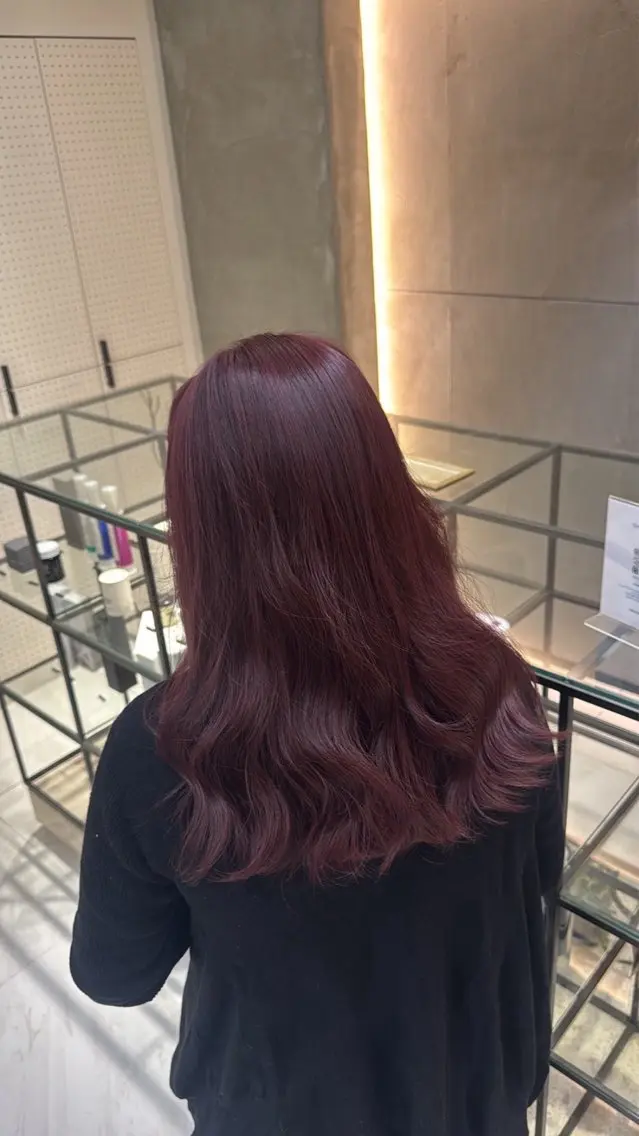ロング カラー ヘアカラー NANAMI 【横浜駅】のヘアスタイル