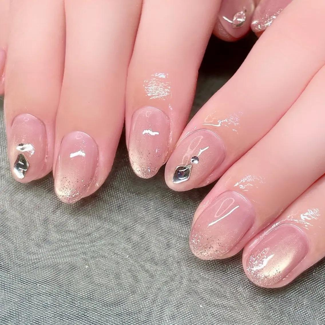 ネイル ストーンネイル ハンドネイル Nailist suzuのネイルデザイン
