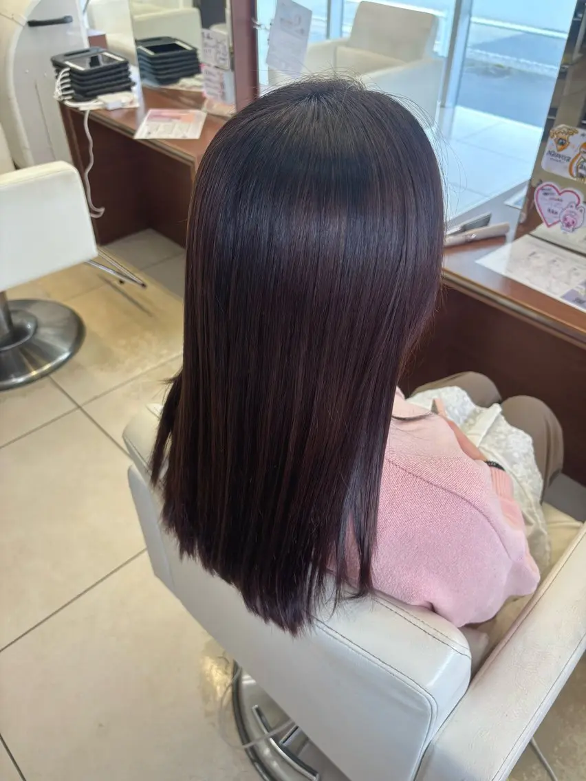 ロング ヘアカラー 中村 梨央奈のヘアスタイル