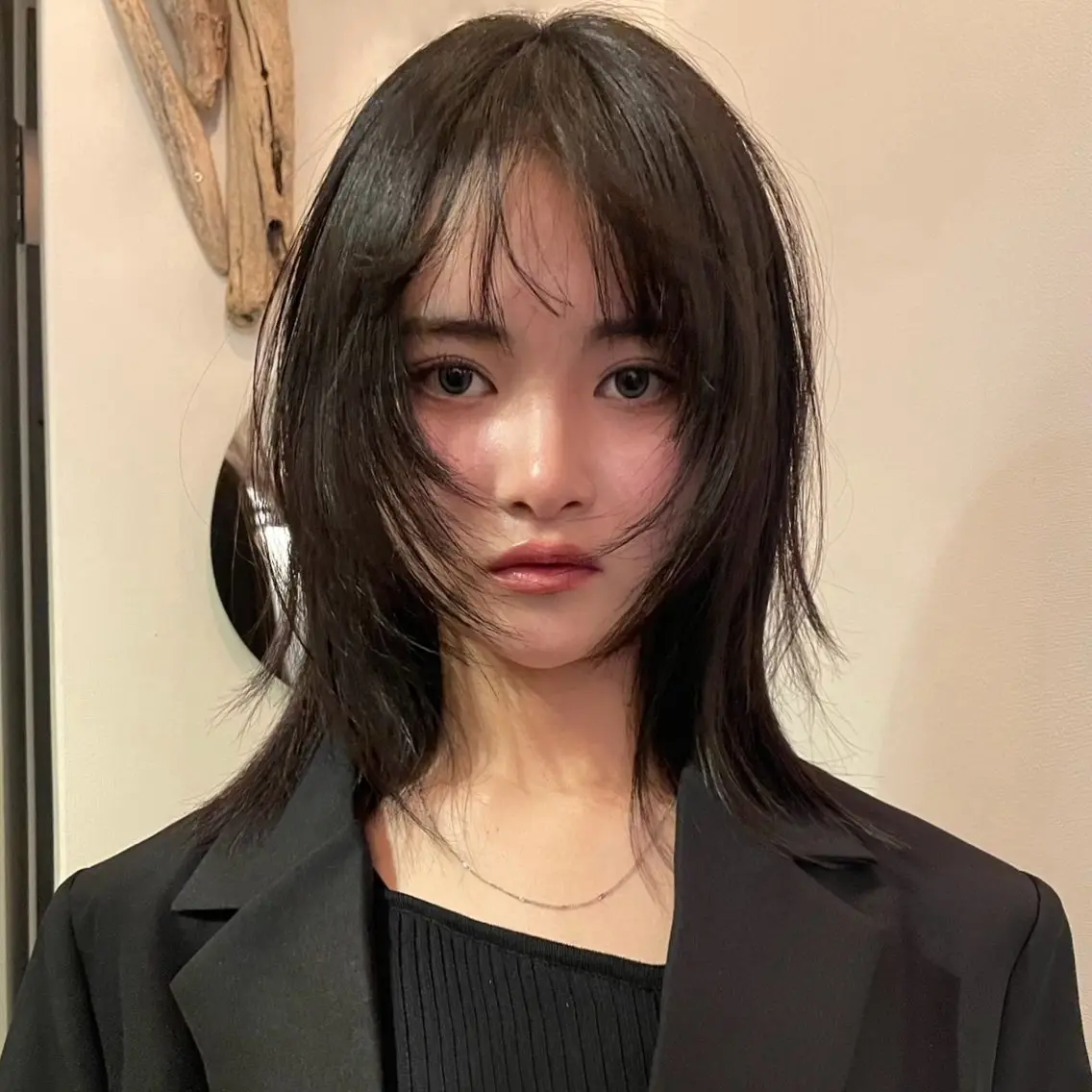 セミロング SITY. NENE /カラーモデルのヘアスタイル