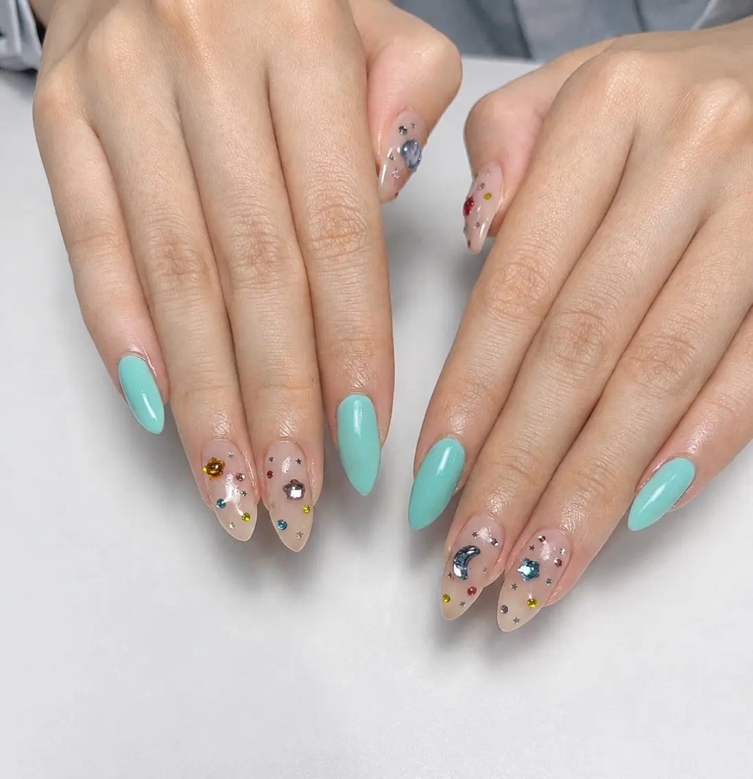 ネイル ジェルネイル キラキラネイル ロングネイル 持ち込み ハンドネイル BOTANAIL KIKIのネイルデザイン