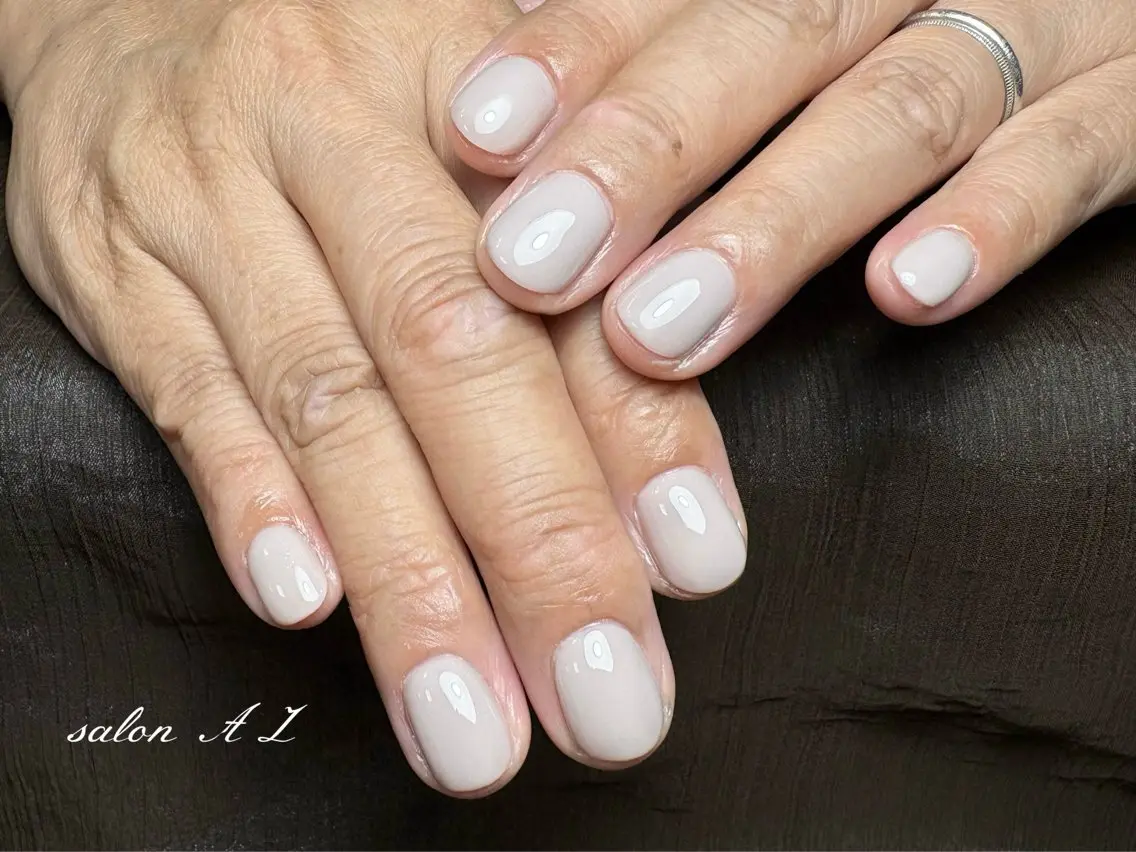 ネイル オフィスネイル salonAZ リリのネイルデザイン