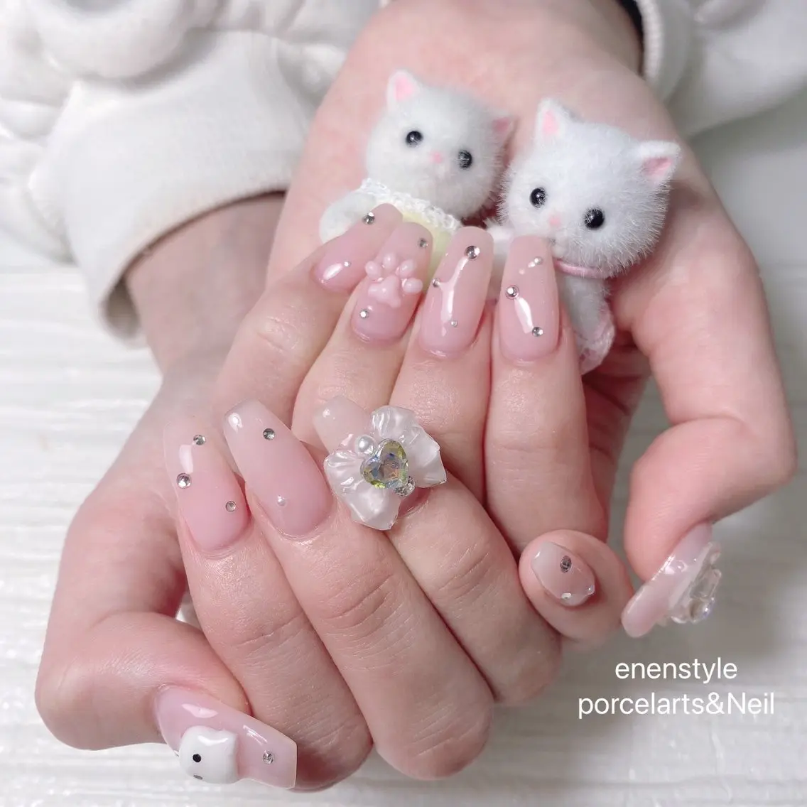 ネイル ハンドネイル 🐾enen style 🐾のネイルデザイン