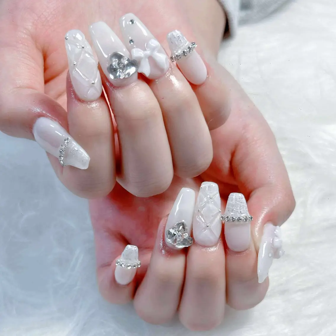 ネイル Hin Hana Nailのネイルデザイン