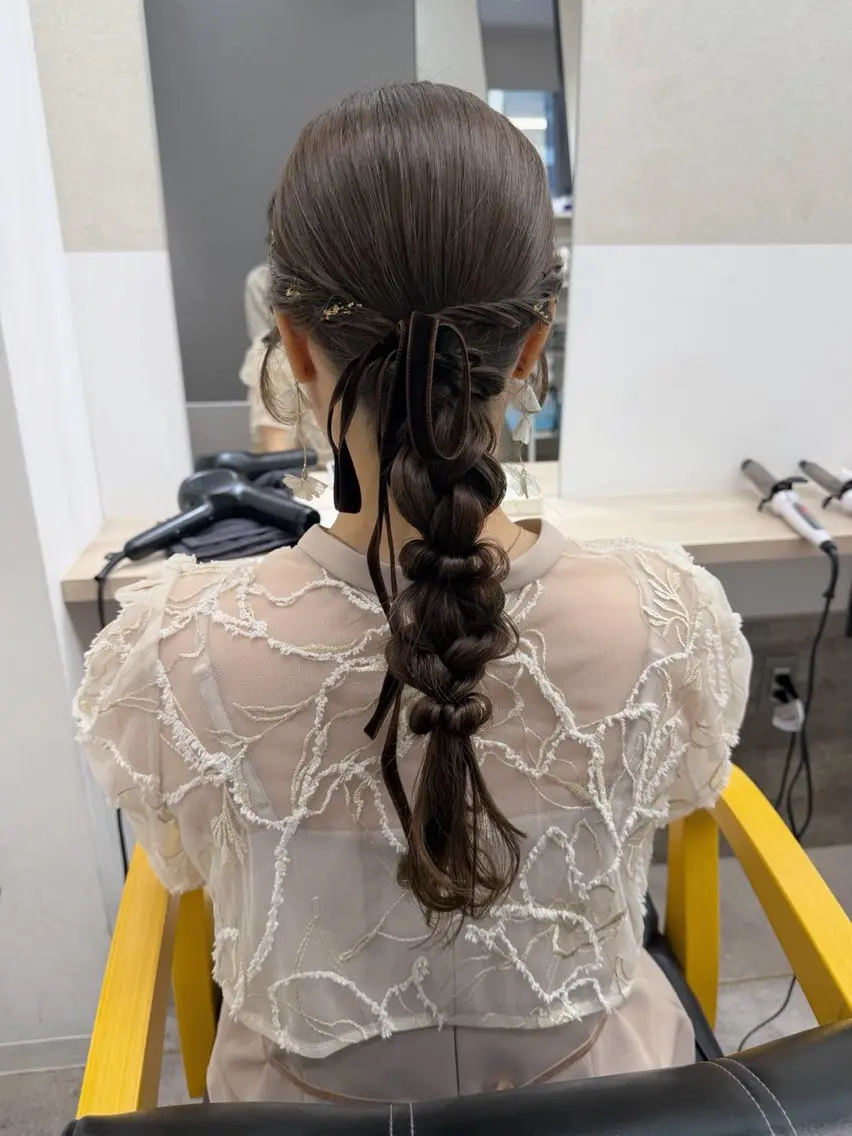 ヘアアレンジ ヘアセット 🎀透明感 カラーHiROEのヘアスタイル