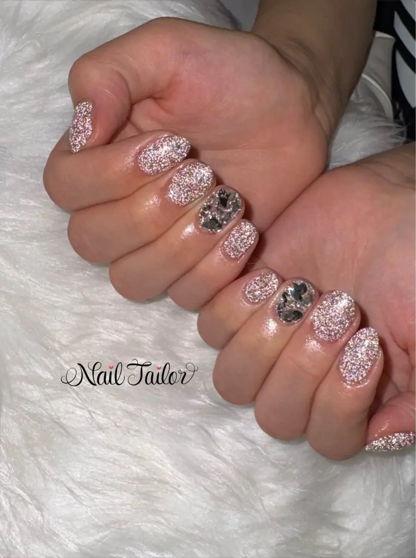 ネイル フラッシュネイル キラキラネイル ラメ(グリッター) ミラーネイル ワンカラーネイル ハンドネイル NailTailor ネイルテイラーのネイルデザイン