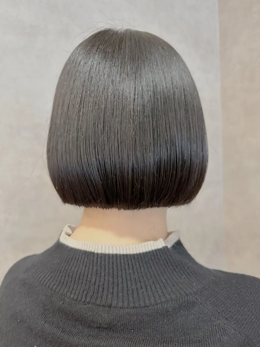 ショート 髪質改善デザインカラ ー/ヒロイケカズマサのヘアスタイル