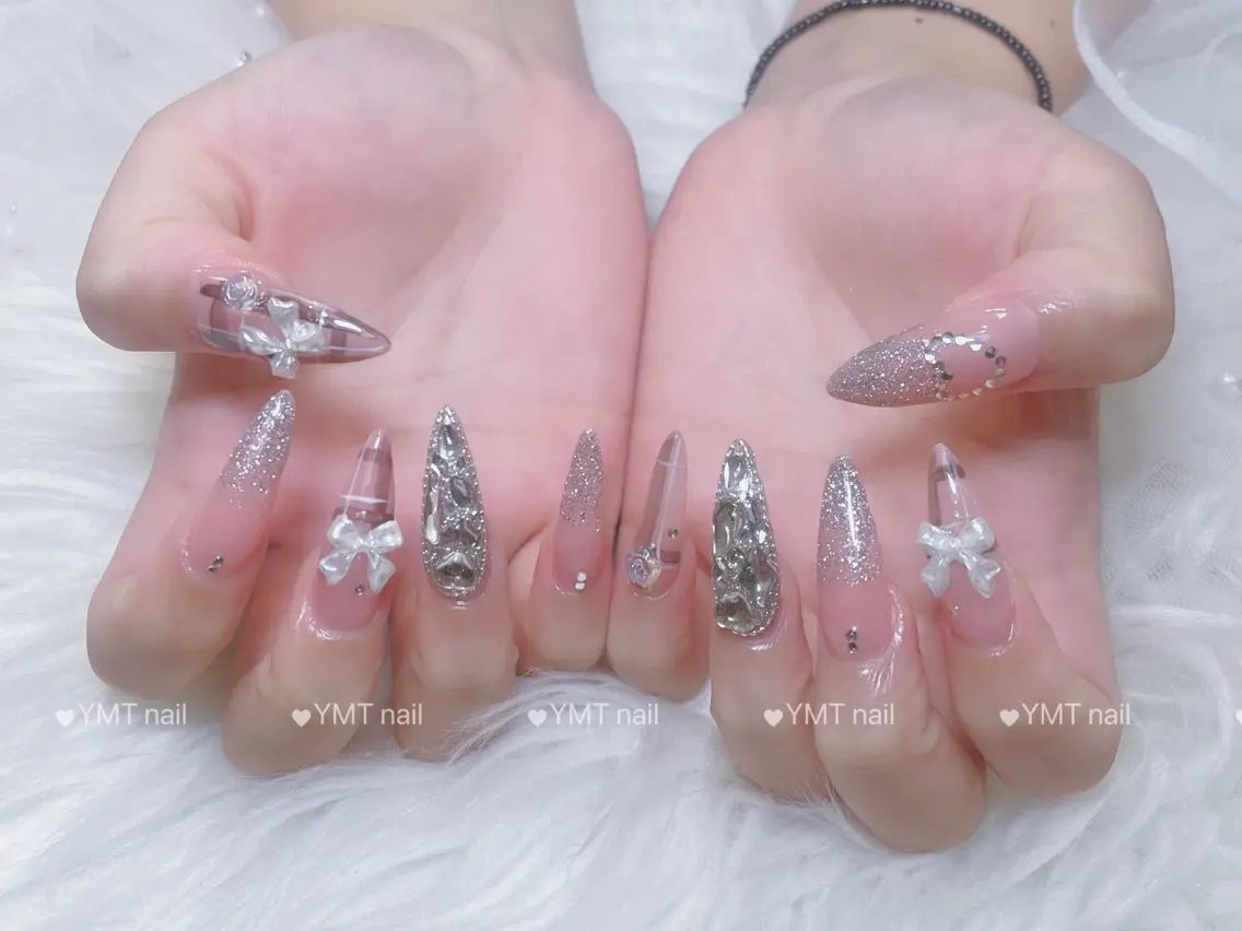 ネイル ハンドネイル YMT__ Nailsのネイルデザイン