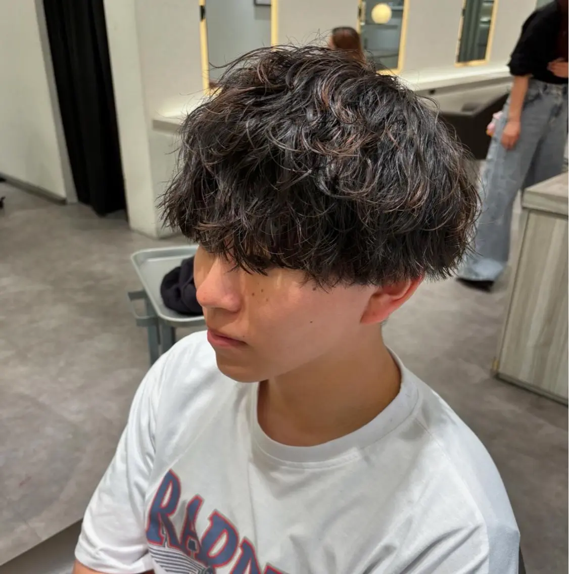パーマ メンズ メンズパーマ 波巻きパーマ スパイラルパーマ 鈴木 颯のヘアスタイル