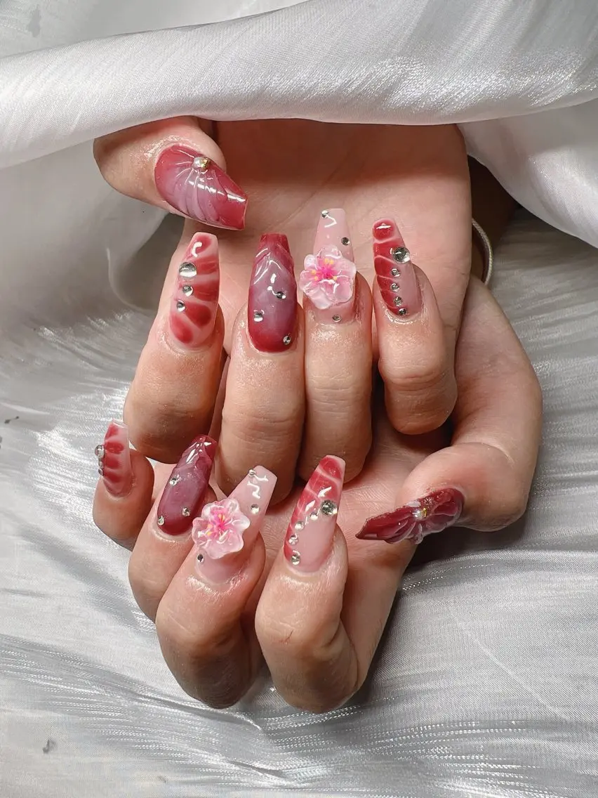 ネイル ハンドネイル Lee Nailsのネイルデザイン