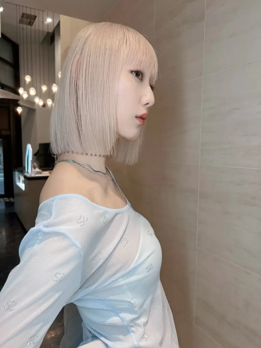 ショート ヘアカラー トリートメント ナナ♡レイヤーカット ♡似合わせカラーのヘアスタイル