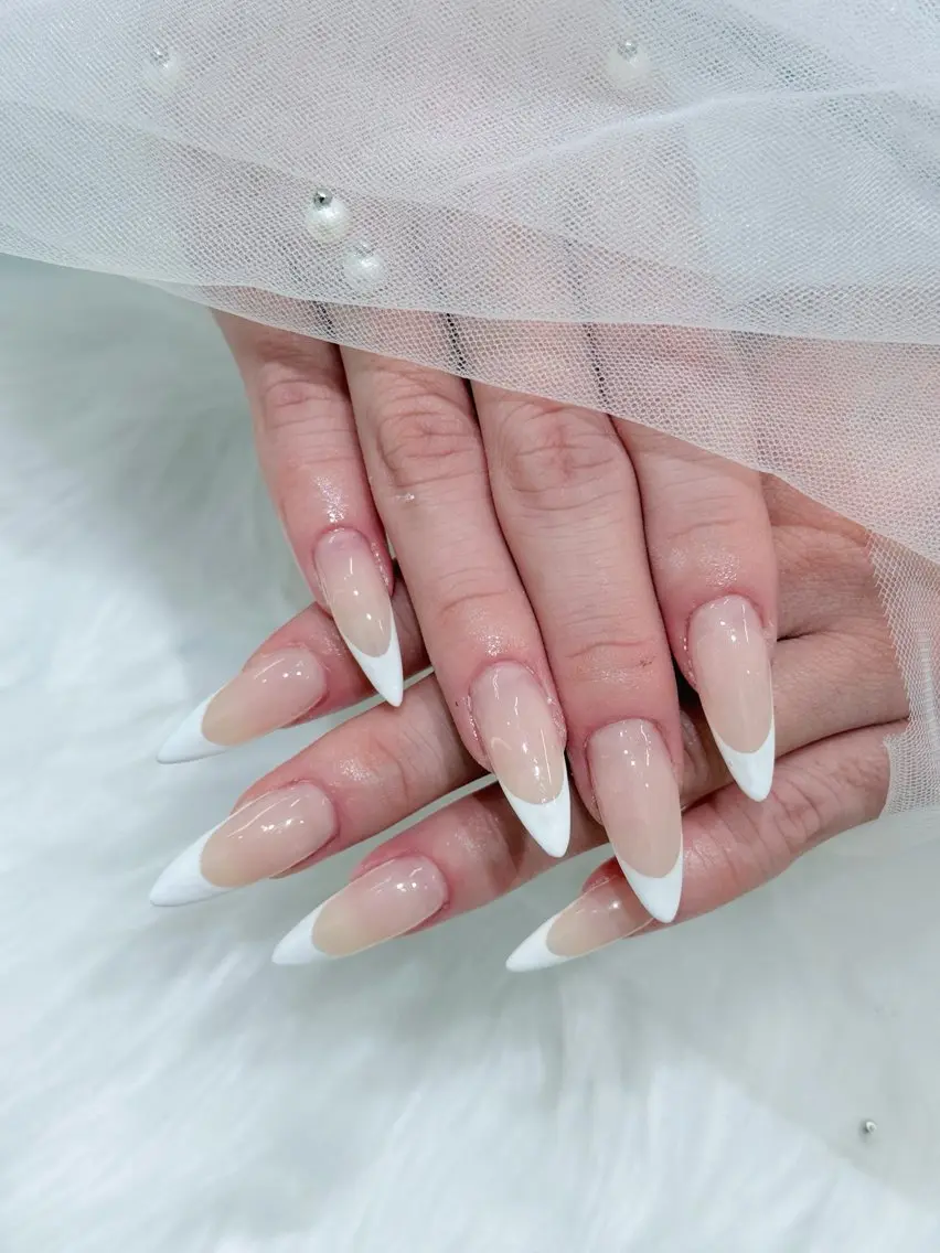 ネイル 韓国ネイル マグネットネイル 持ち込み ハンドネイル Dyo Nail_Royalのネイルデザイン