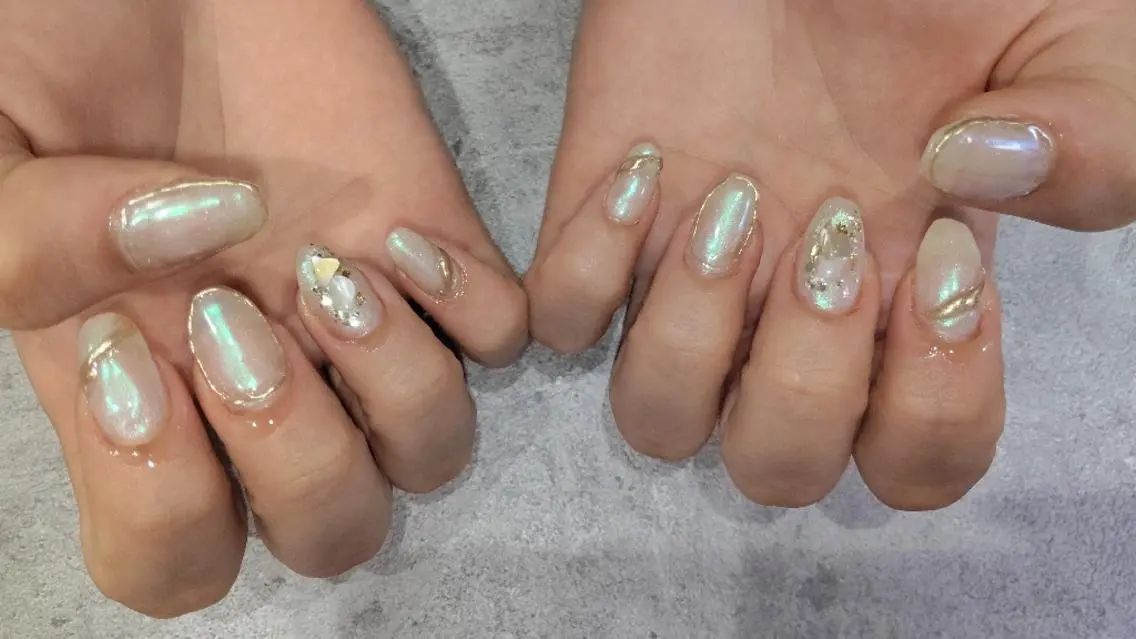 ネイル ニュアンスネイル ハンドネイル infinity skyのネイルデザイン