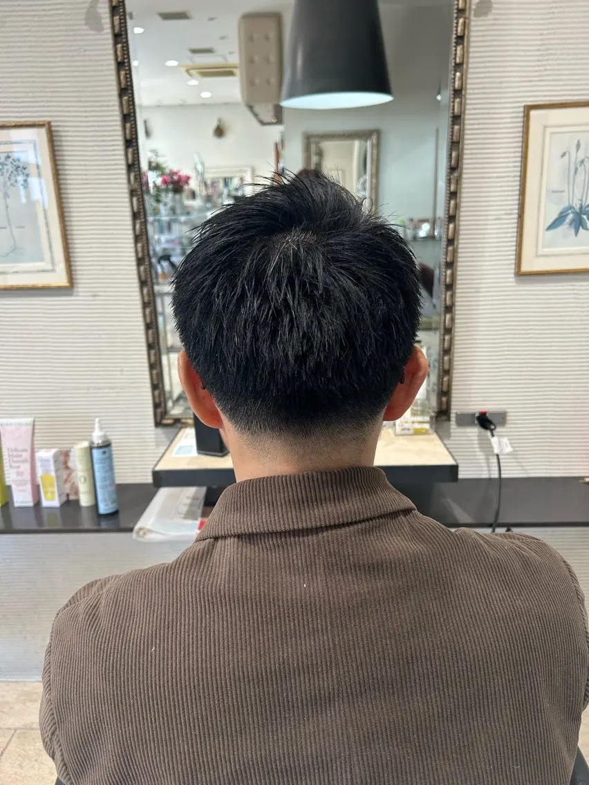 メンズ 刈り上げ カット 土佐 彩純のヘアスタイル
