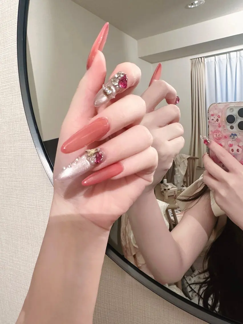 ネイル HITOMI まおのネイルデザイン