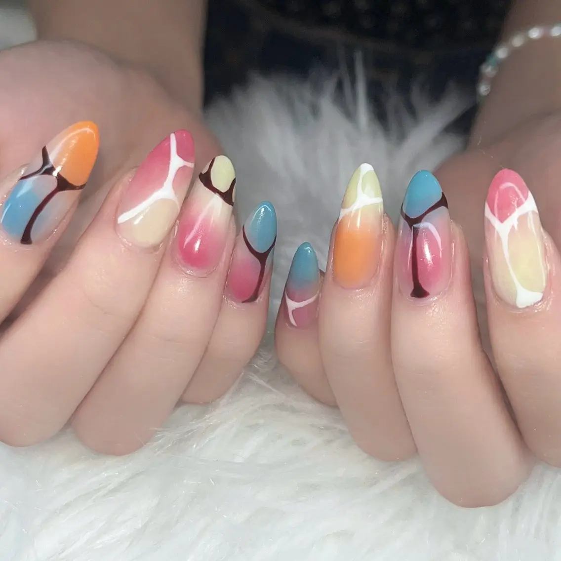 ネイル ハンドネイル VIERU YURIのネイルデザイン