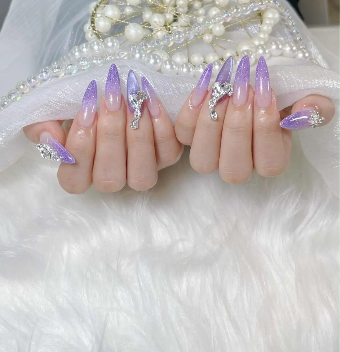 ネイル ジェルネイル 韓国ネイル シンプルネイル ハンドネイル King nail Bakiのネイルデザイン